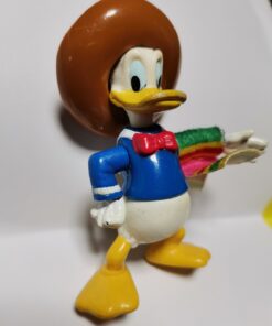 Pato Donald con manta cuatricolor
