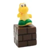 Koopa Troopa Sobre un Bloque de Ladrillos