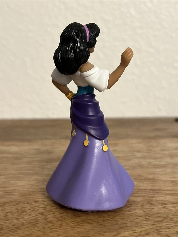 Esmeralda del Jorobado de Notre Dame - Imagen 2