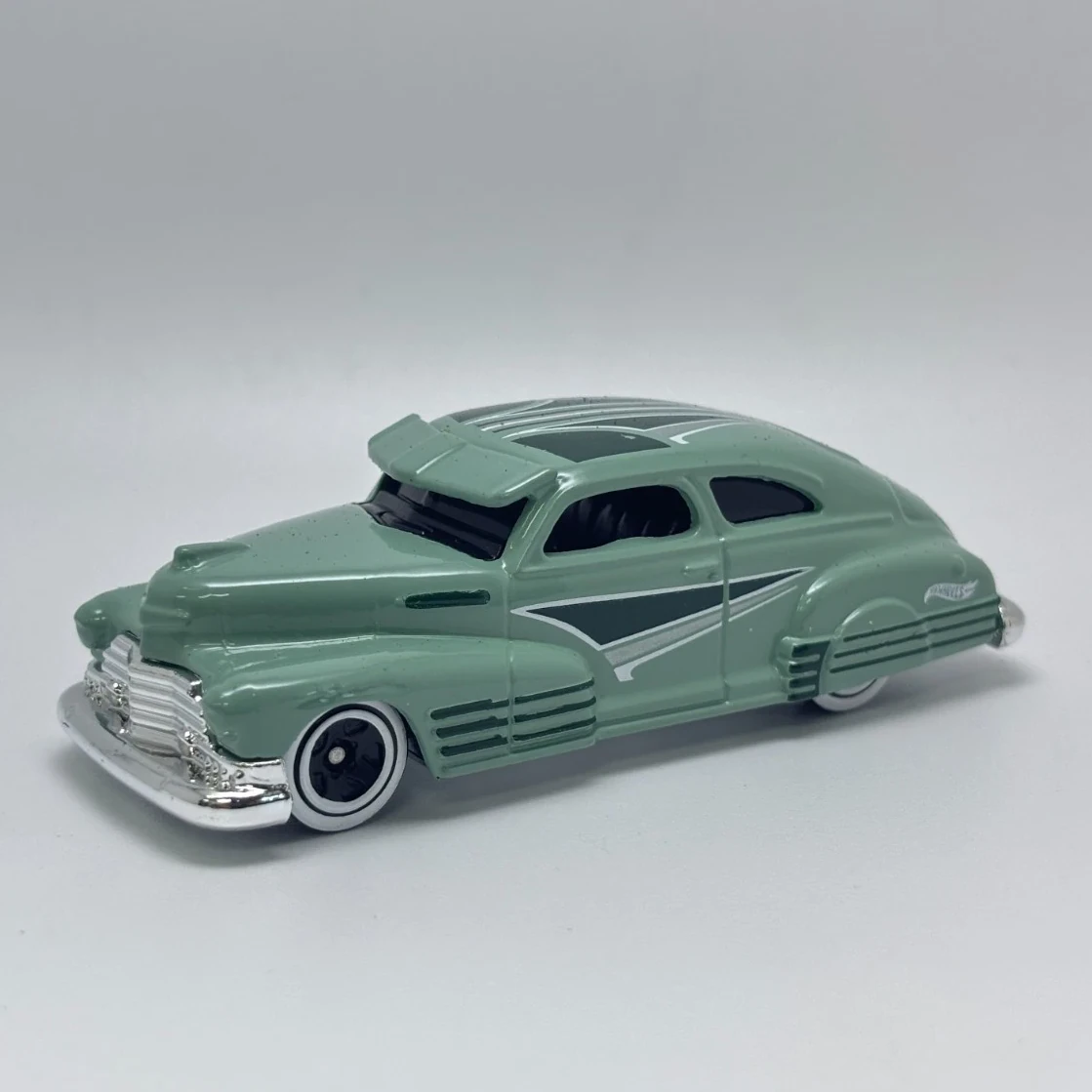 47 Chevy Fleetline JJJ16 - Imagen 2